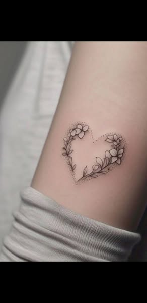 Heart flower tattoo ideas photographychallengechallengeraphychallengechallenge tattooartist trend - Image 3