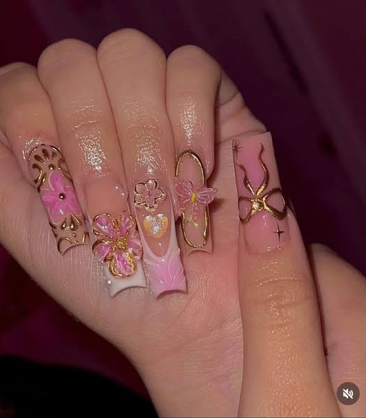 So pretty longnails fypviral sparkle prettynails nailinspo colorfulnails - Image 1