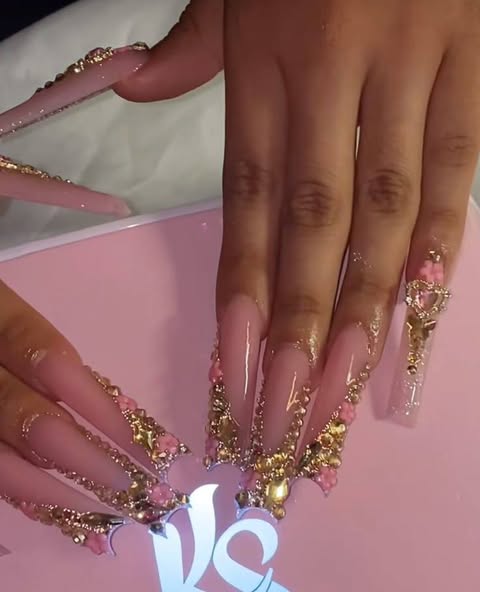 So pretty longnails fypviral sparkle prettynails nailinspo colorfulnails - Image 3